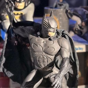 DC Comics™️ Batman™️ 1995 “14in. Figure with Bat emblem base stand
